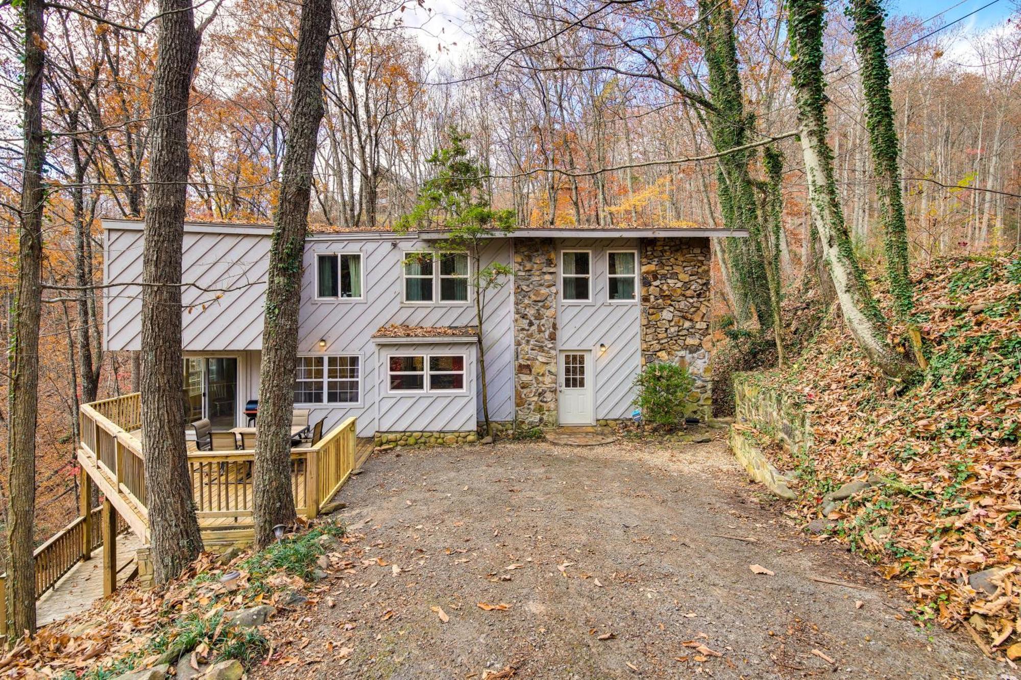 Updated Cobbly Nob Resort Home With Hot Tub! Gatlinburg Exteriör bild
