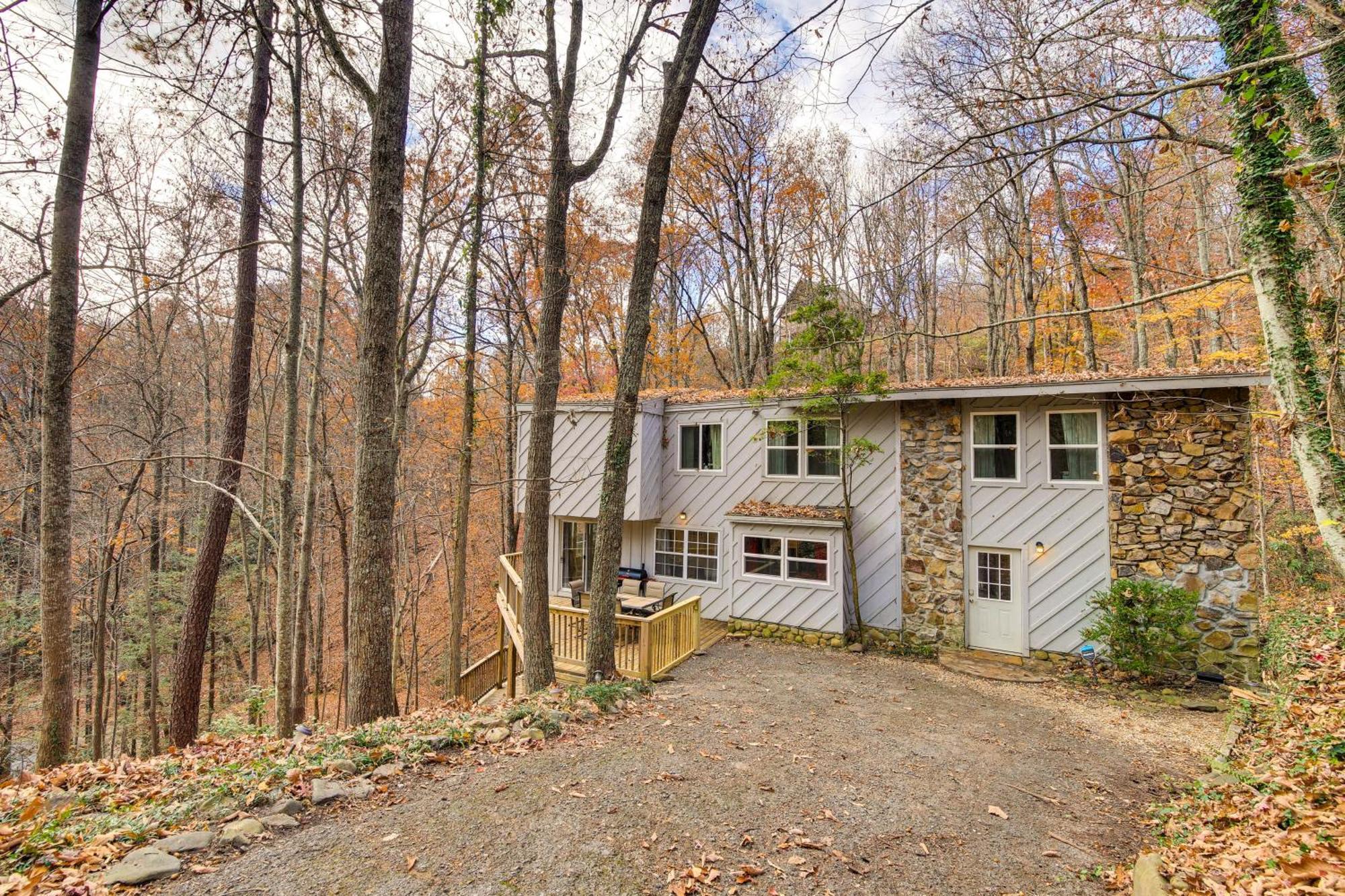 Updated Cobbly Nob Resort Home With Hot Tub! Gatlinburg Exteriör bild