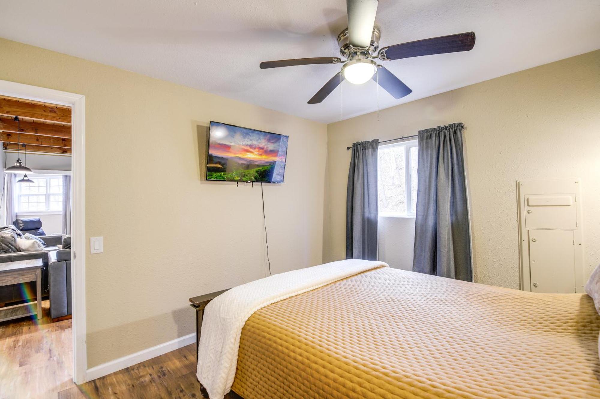 Updated Cobbly Nob Resort Home With Hot Tub! Gatlinburg Exteriör bild