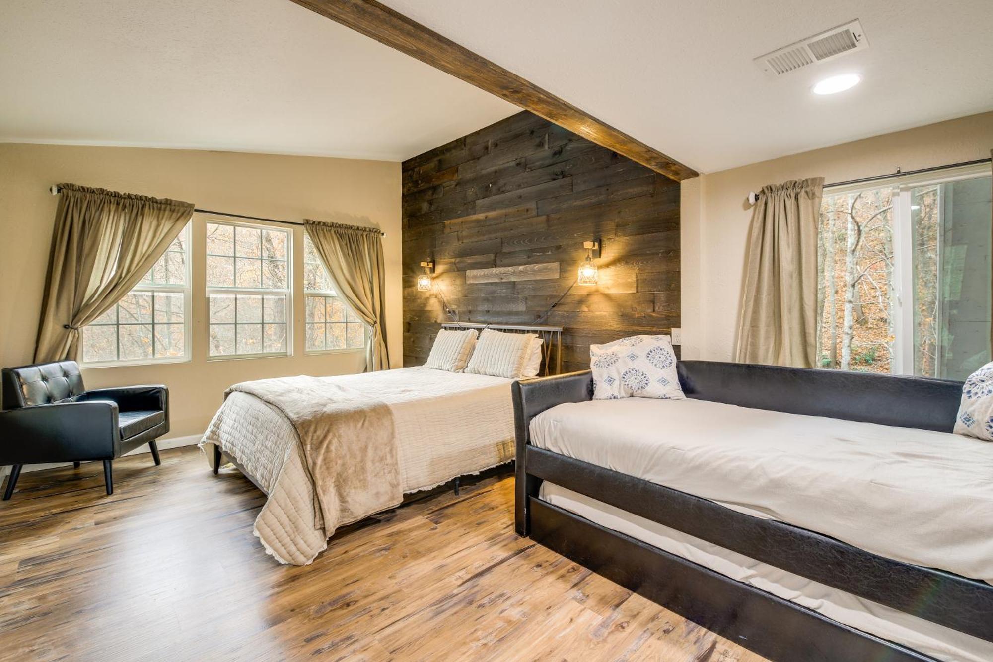 Updated Cobbly Nob Resort Home With Hot Tub! Gatlinburg Exteriör bild
