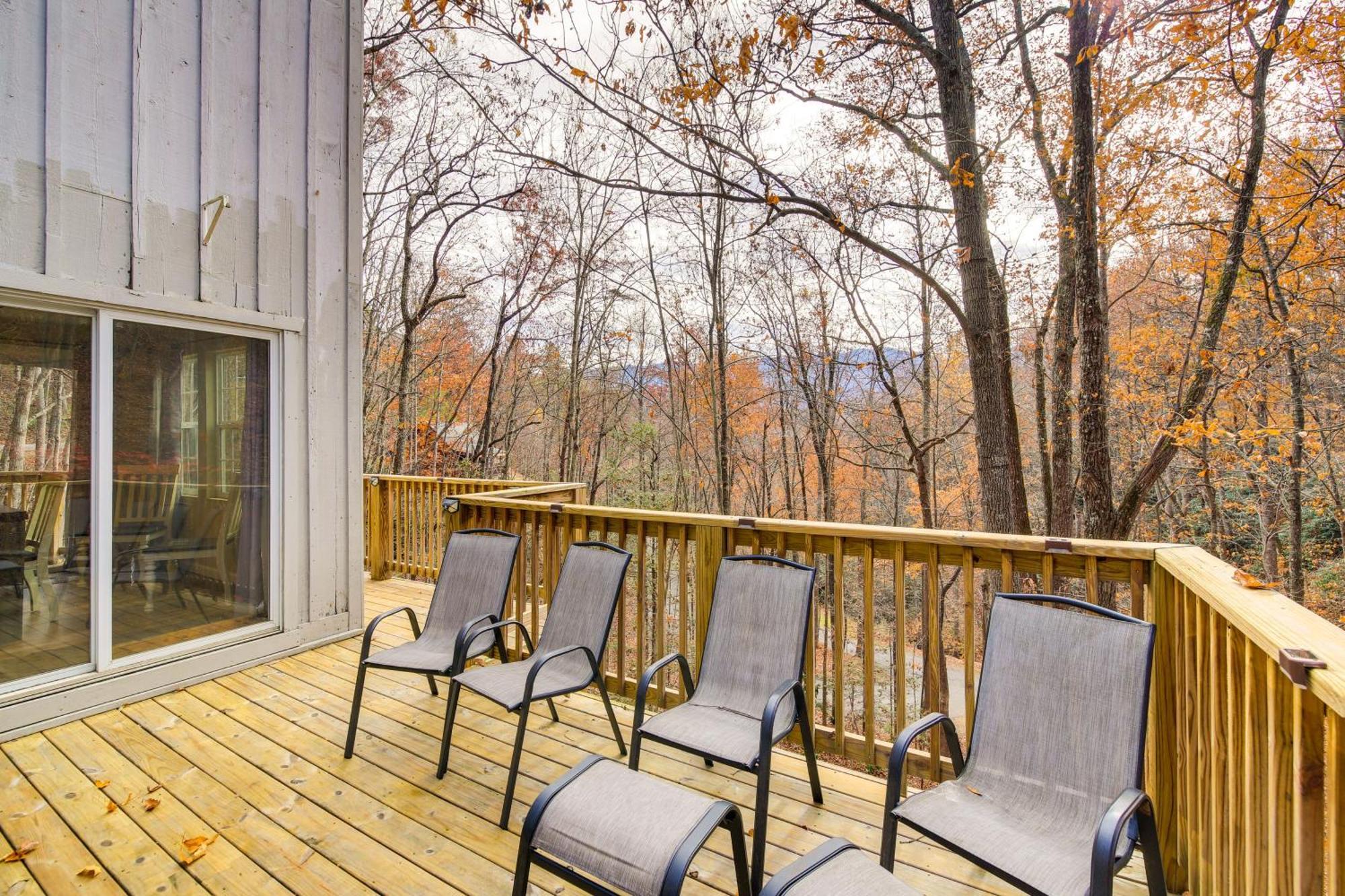 Updated Cobbly Nob Resort Home With Hot Tub! Gatlinburg Exteriör bild