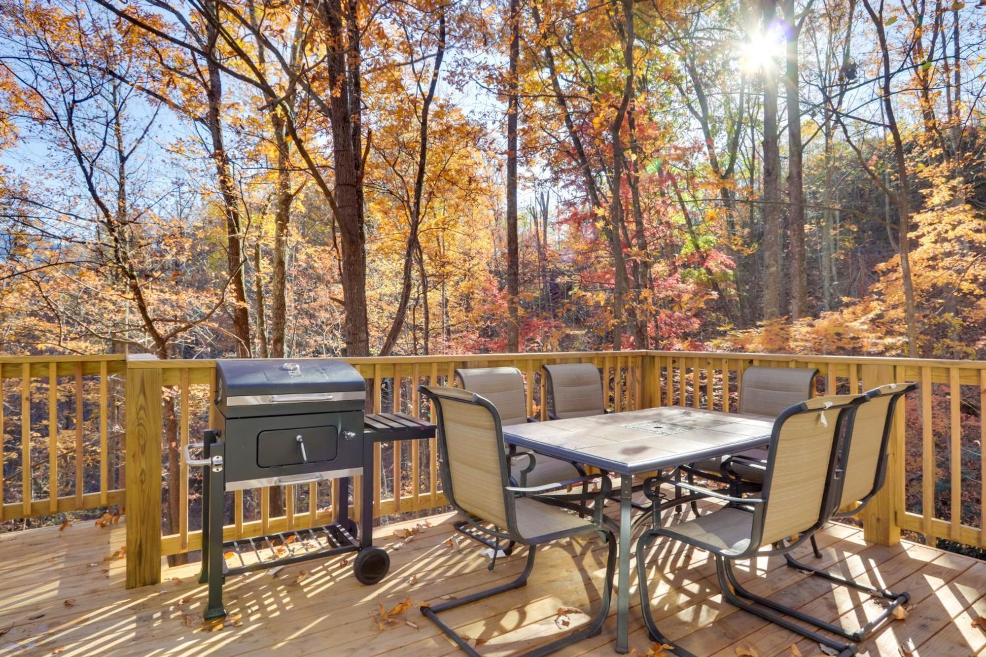 Updated Cobbly Nob Resort Home With Hot Tub! Gatlinburg Exteriör bild